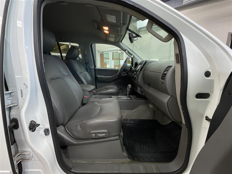 2013 NISSAN FRONTIER SL