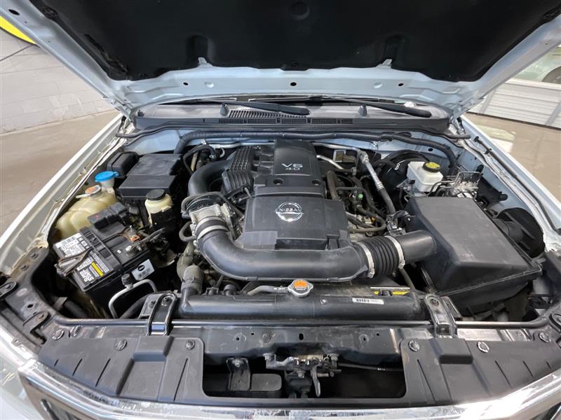 2013 NISSAN FRONTIER SL