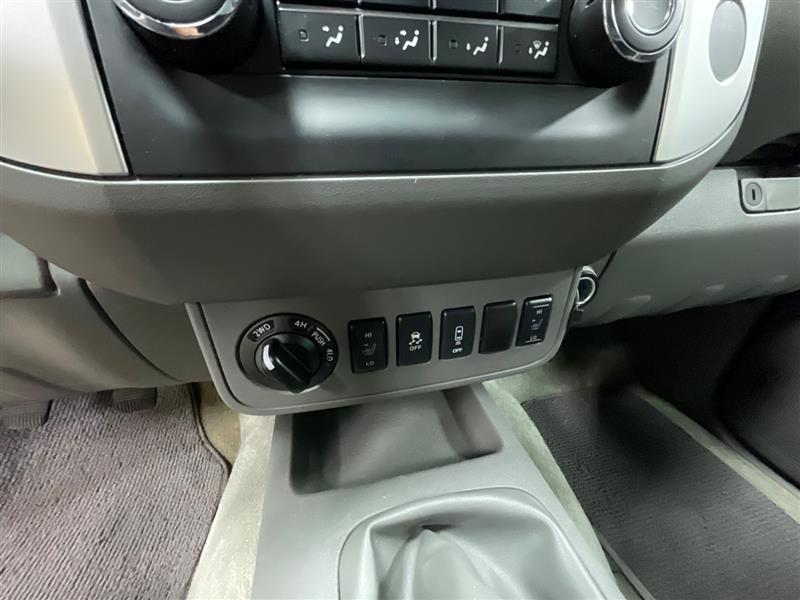 2016 NISSAN FRONTIER SV