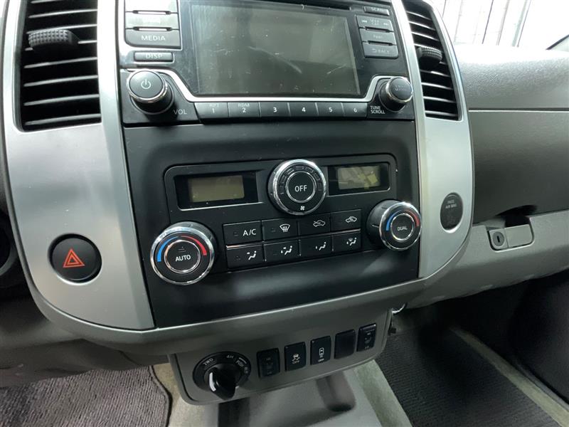 2016 NISSAN FRONTIER SV
