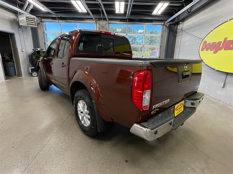 2016 NISSAN FRONTIER SV