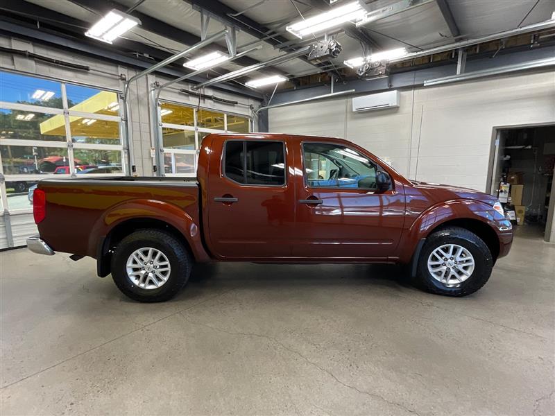 2016 NISSAN FRONTIER SV