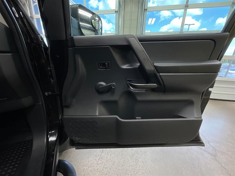 2012 NISSAN TITAN S