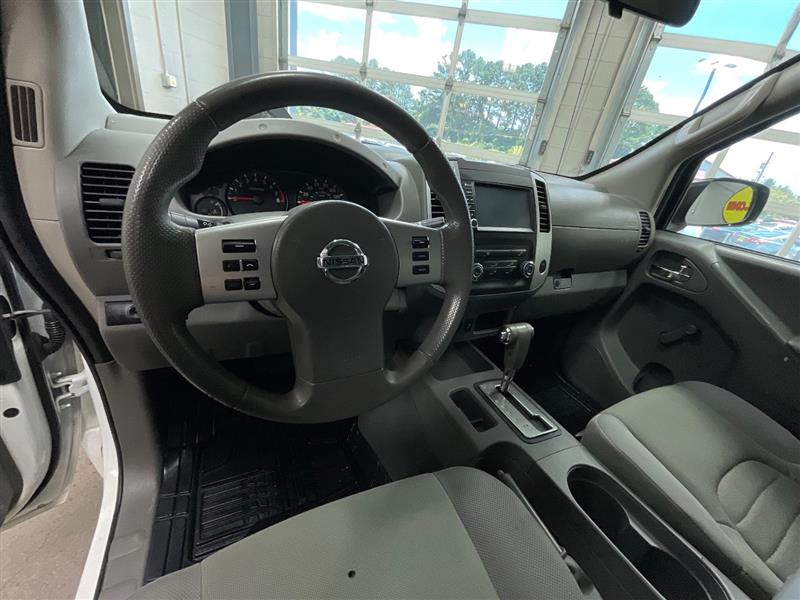 2019 NISSAN FRONTIER S
