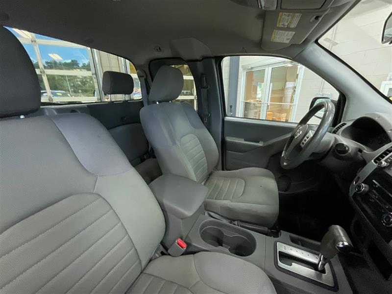2019 NISSAN FRONTIER S