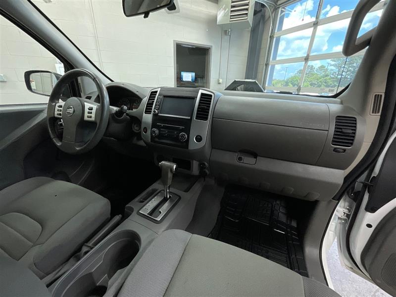 2019 NISSAN FRONTIER S