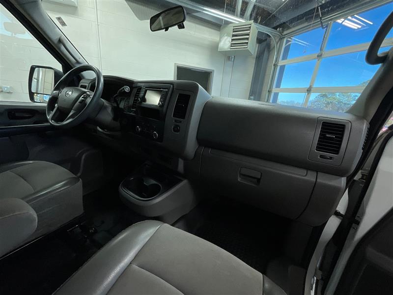 2018 NISSAN NV CARGO S