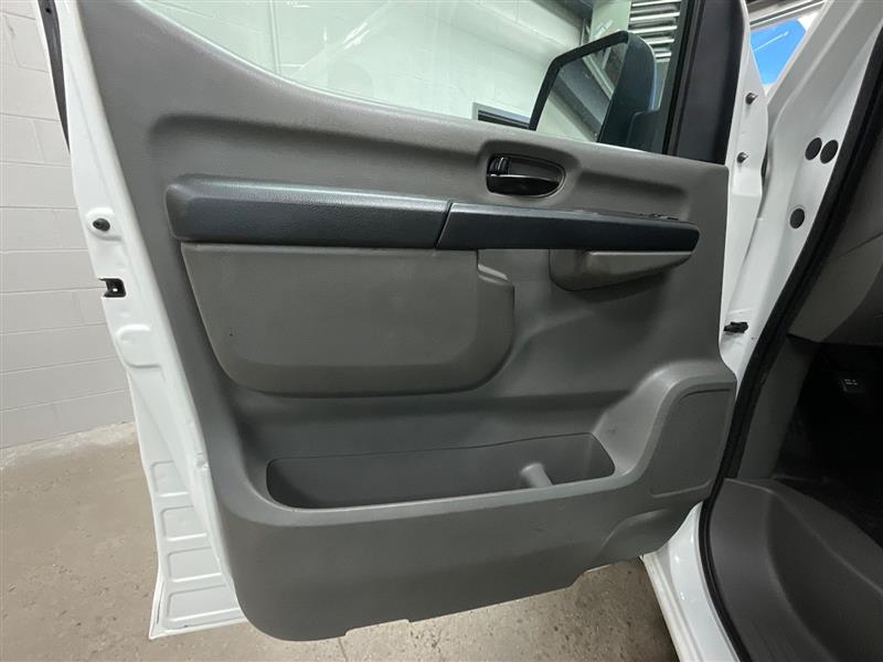 2018 NISSAN NV CARGO S