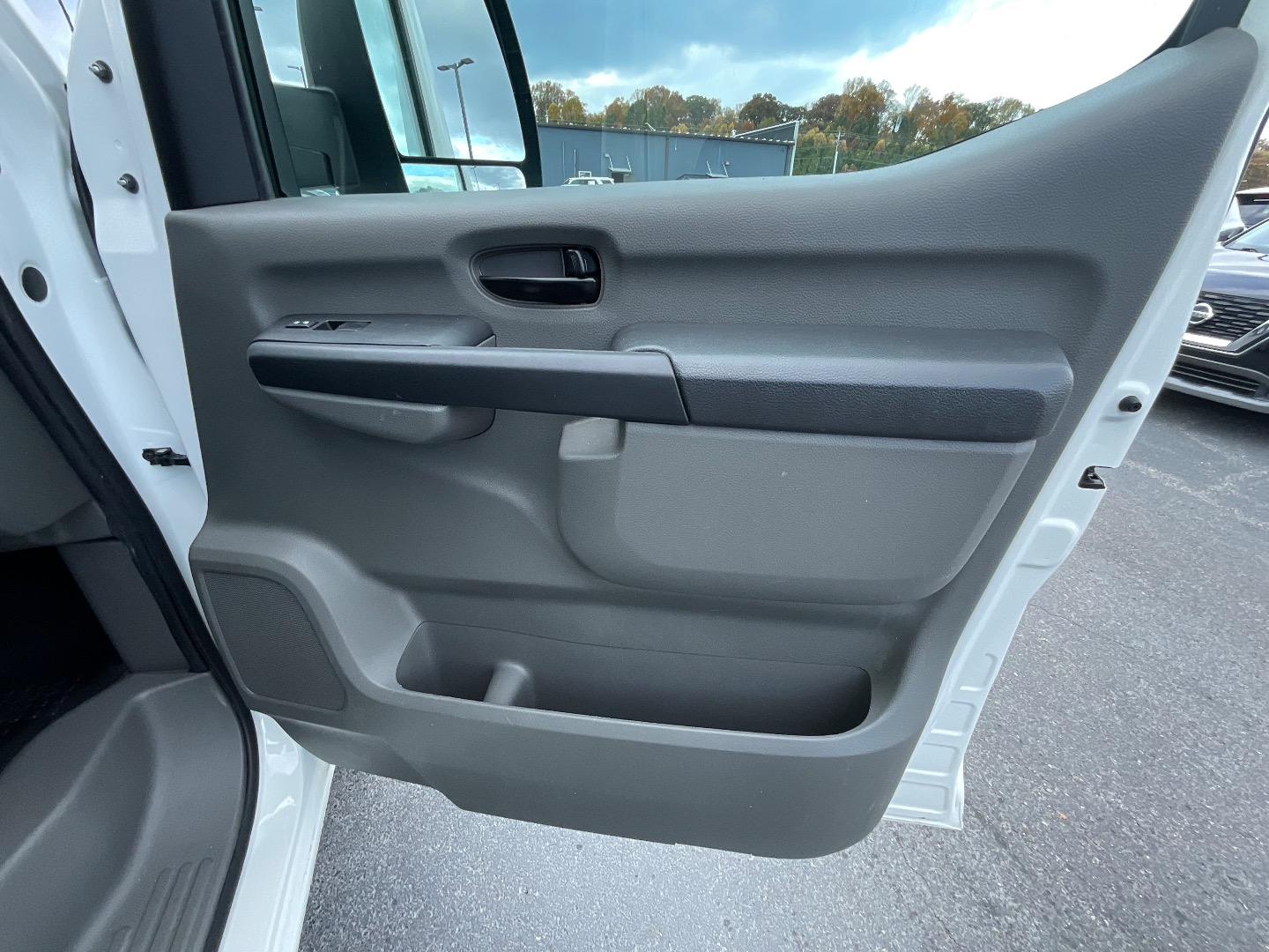 2021 Nissan NV Cargo SV - Photo 12