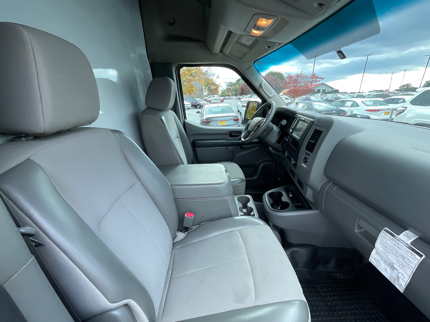 2021 Nissan NV Cargo SV - Photo 13