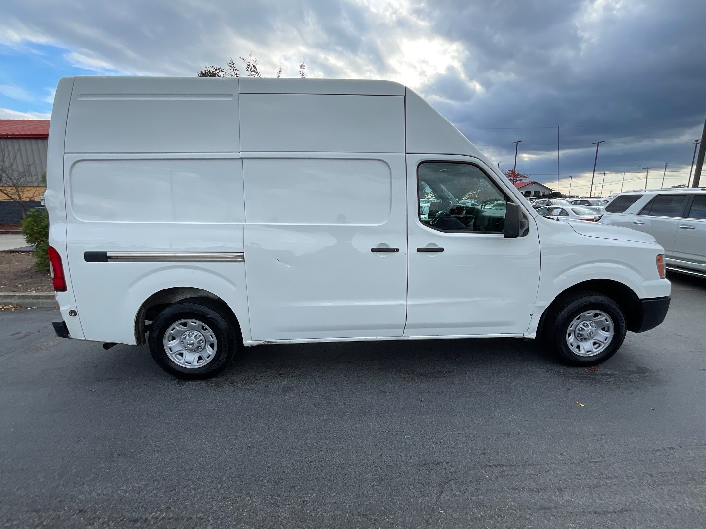 2021 Nissan NV Cargo SV - Photo 5