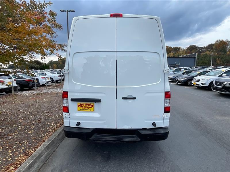 2021 NISSAN NV CARGO SV