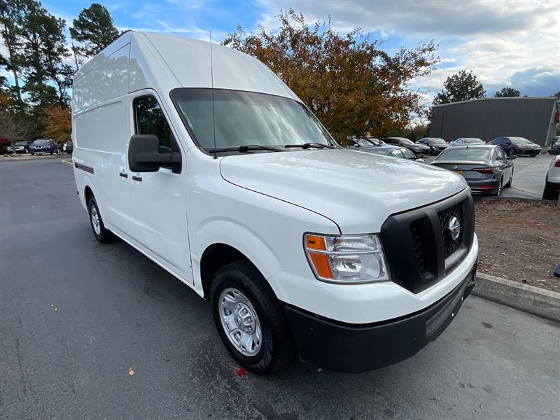 2021 NISSAN NV CARGO SV
