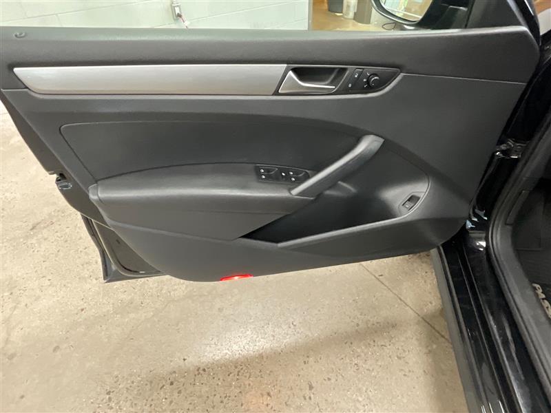 2012 VOLKSWAGEN PASSAT S PZEV