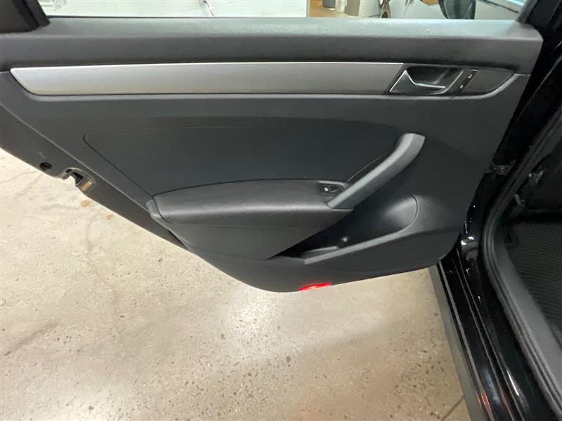 2012 VOLKSWAGEN PASSAT S PZEV