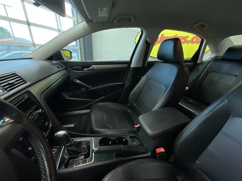 2015 VOLKSWAGEN PASSAT 1.8T