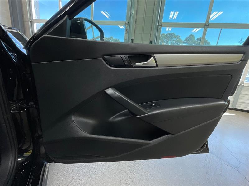 2015 VOLKSWAGEN PASSAT 1.8T