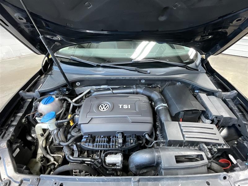 2015 VOLKSWAGEN PASSAT 1.8T