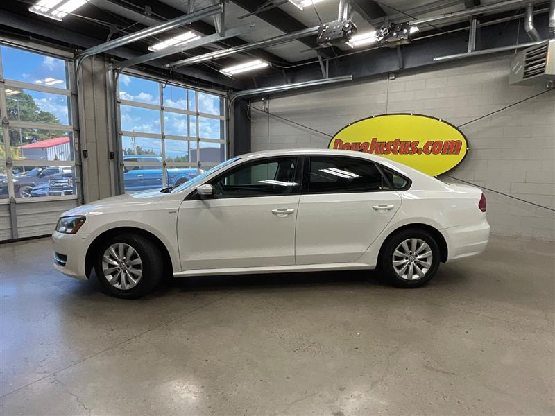 2015 VOLKSWAGEN PASSAT 1.8T