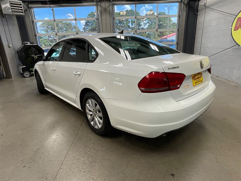 2015 VOLKSWAGEN PASSAT 1.8T