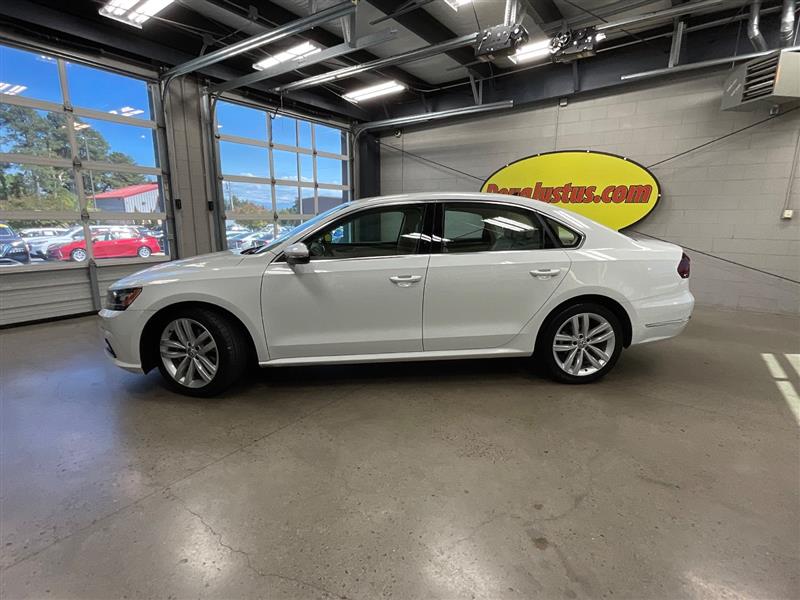 2018 VOLKSWAGEN PASSAT 2.0T SE