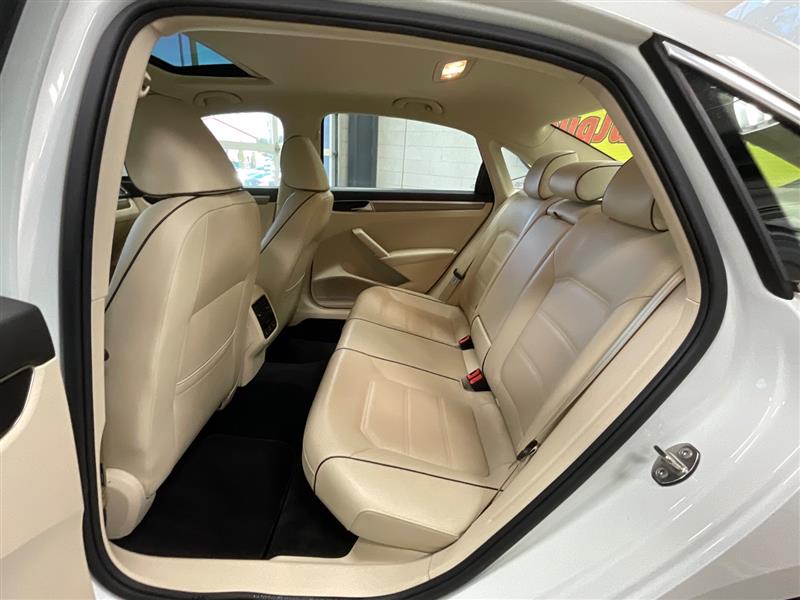 2018 VOLKSWAGEN PASSAT 2.0T SE