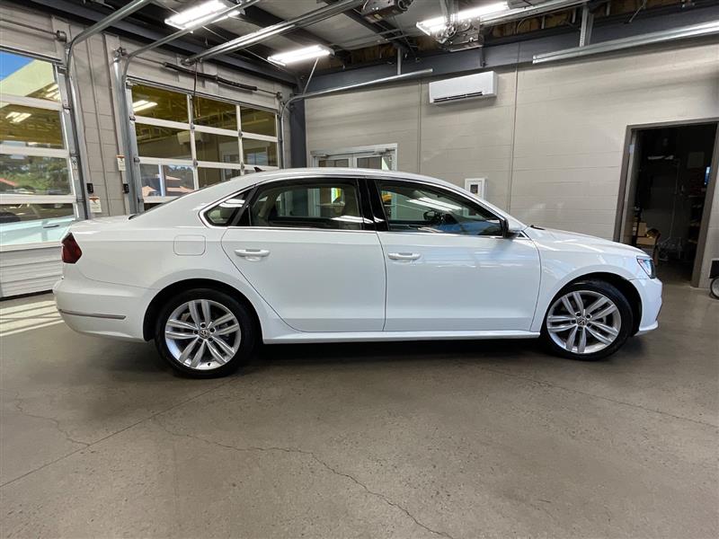 2018 VOLKSWAGEN PASSAT 2.0T SE