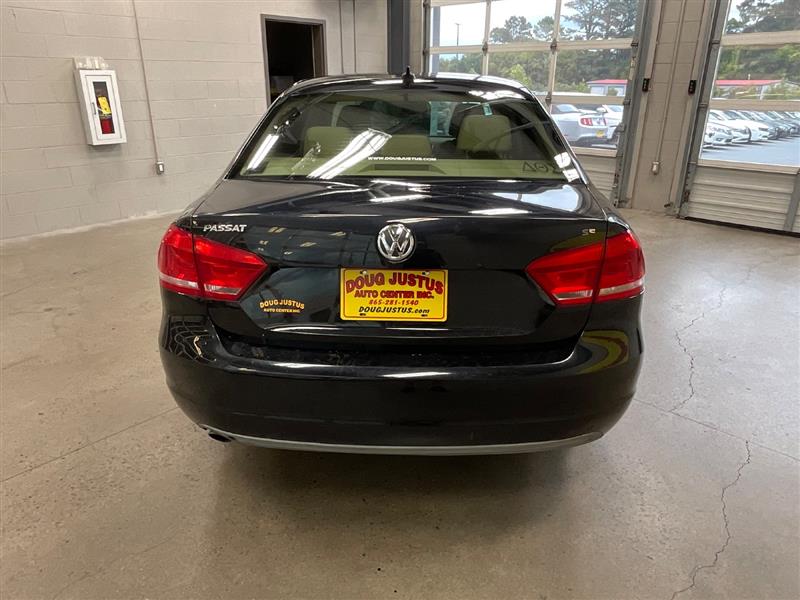 2012 VOLKSWAGEN PASSAT SE