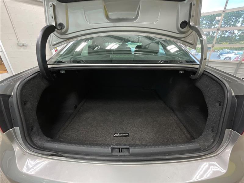 2012 VOLKSWAGEN PASSAT 