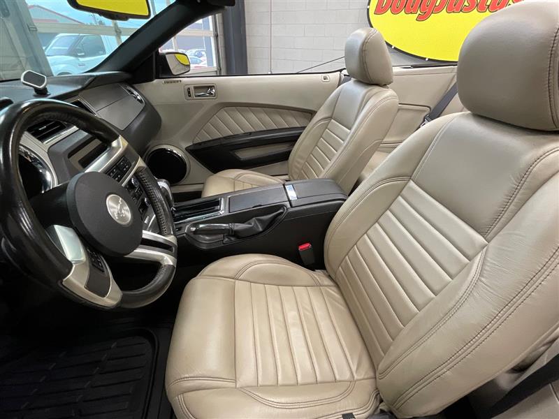 2010 FORD MUSTANG V6