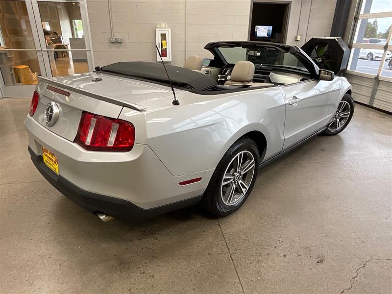 2010 FORD MUSTANG V6