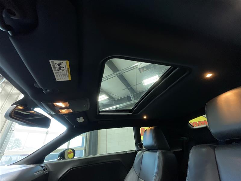 2012 DODGE CHALLENGER SXT