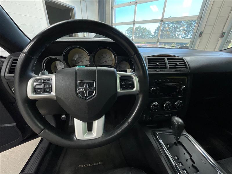2012 DODGE CHALLENGER SXT