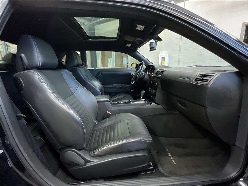 2012 DODGE CHALLENGER SXT