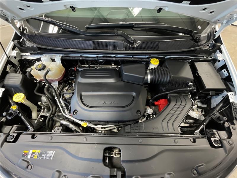 2023 CHRYSLER VOYAGER LX