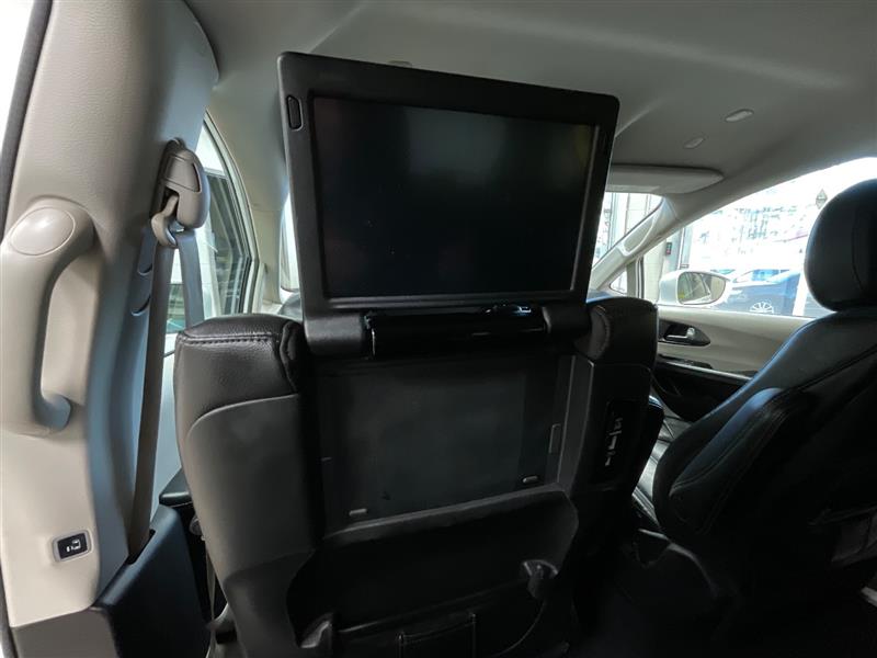 2022 CHRYSLER PACIFICA HYBRID TOURING L