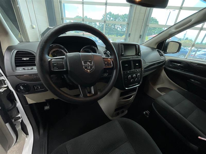 2020 DODGE GRAND CARAVAN SE