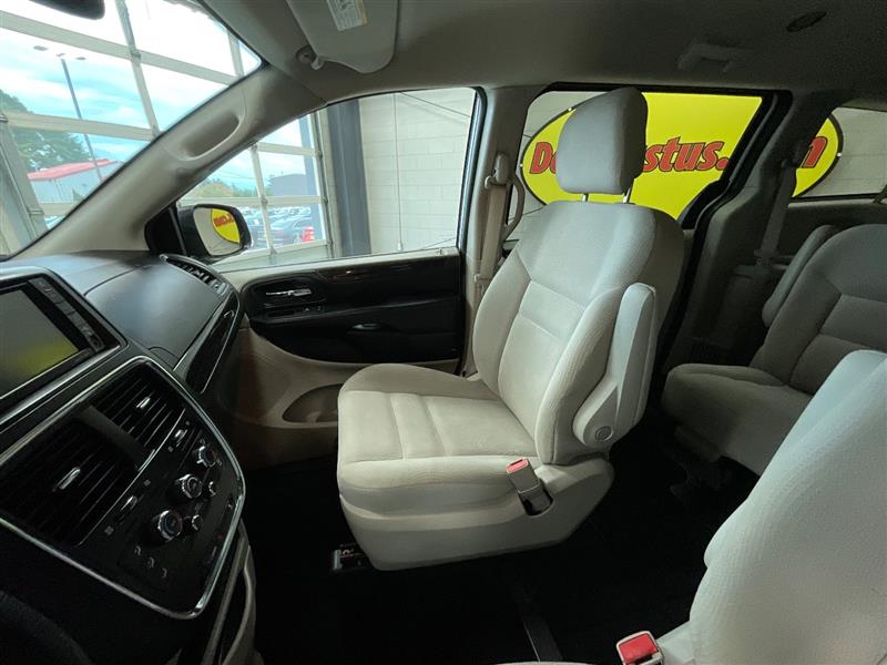 2019 DODGE GRAND CARAVAN SE
