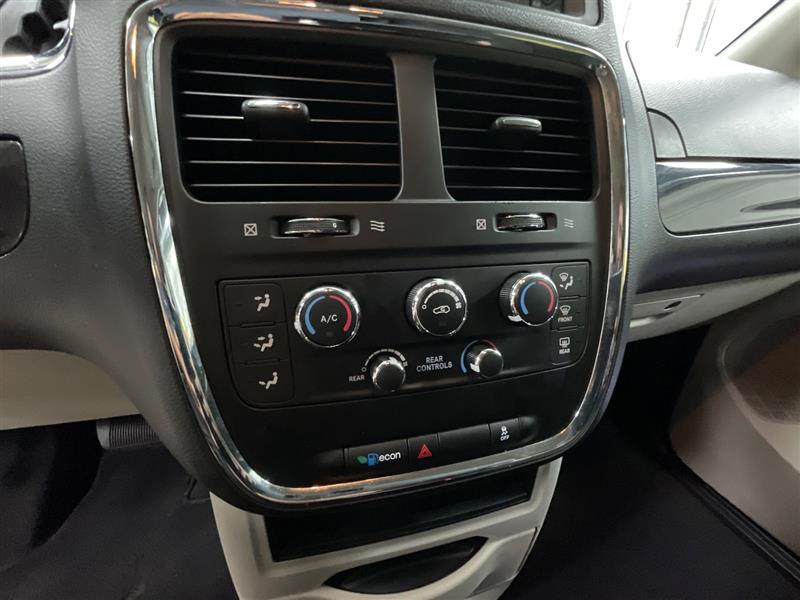2020 DODGE GRAND CARAVAN SE