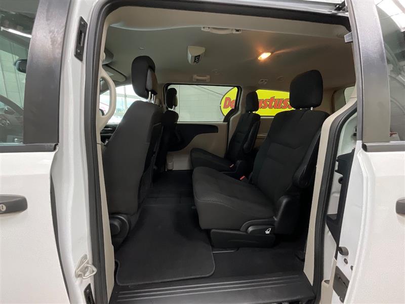 2020 DODGE GRAND CARAVAN SE