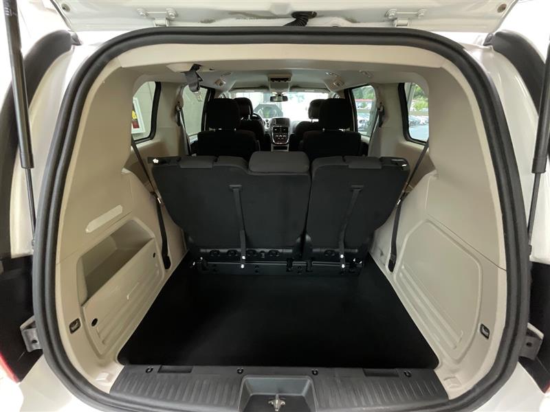 2020 DODGE GRAND CARAVAN SE