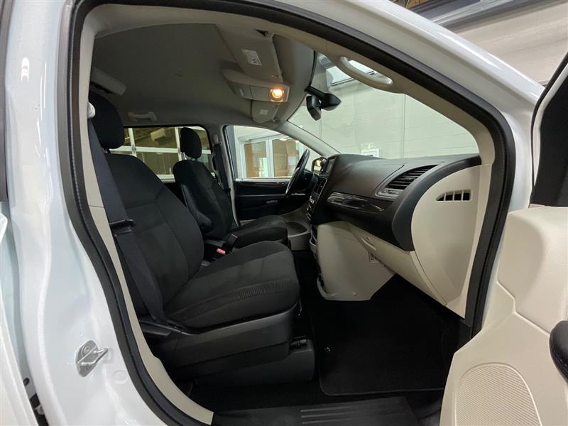 2020 DODGE GRAND CARAVAN SE