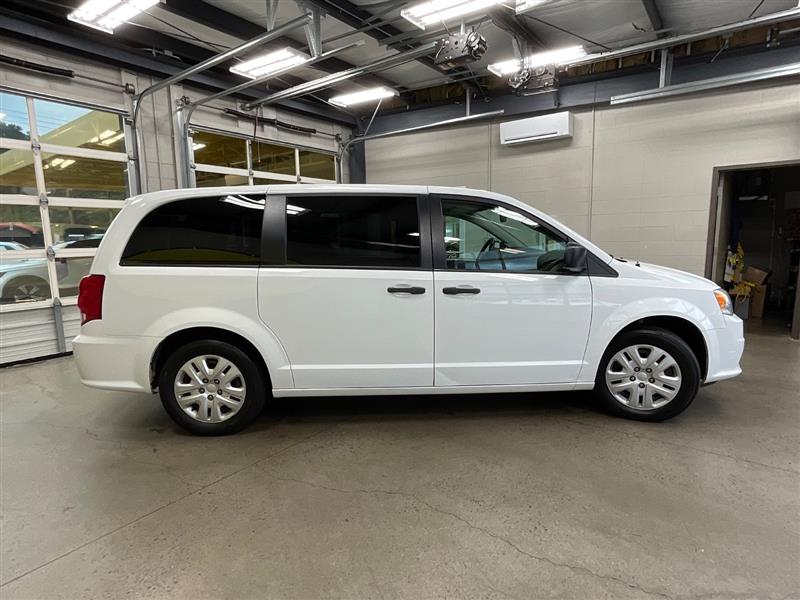 2020 DODGE GRAND CARAVAN SE