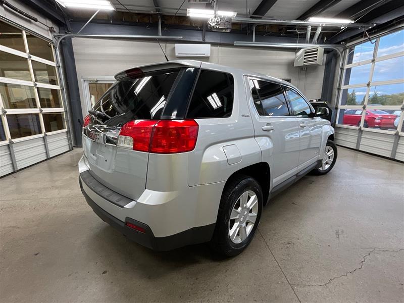 2011 GMC TERRAIN SLE-1