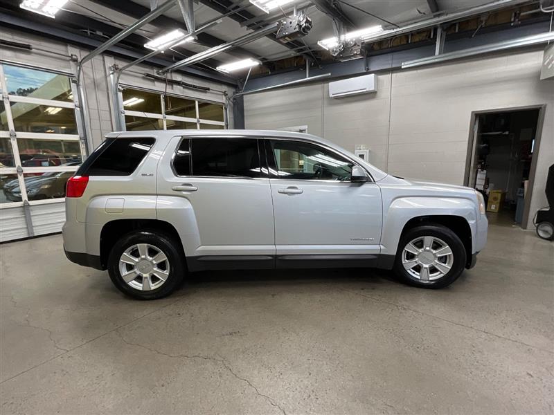 2011 GMC TERRAIN SLE-1