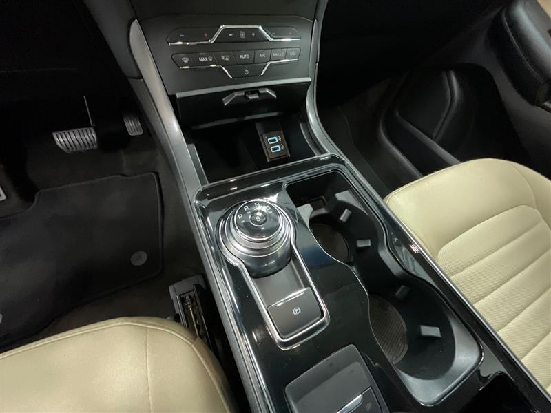 2020 FORD EDGE SE