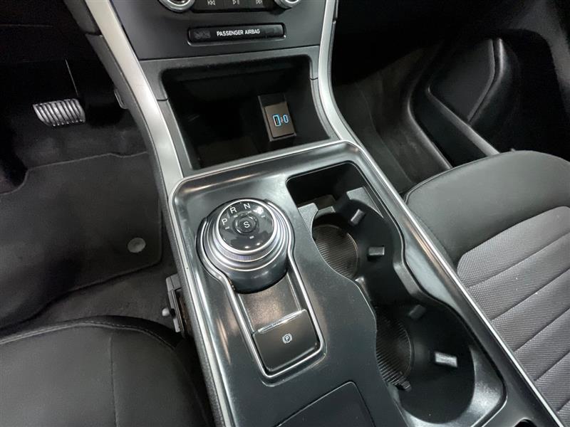 2022 FORD EDGE SE