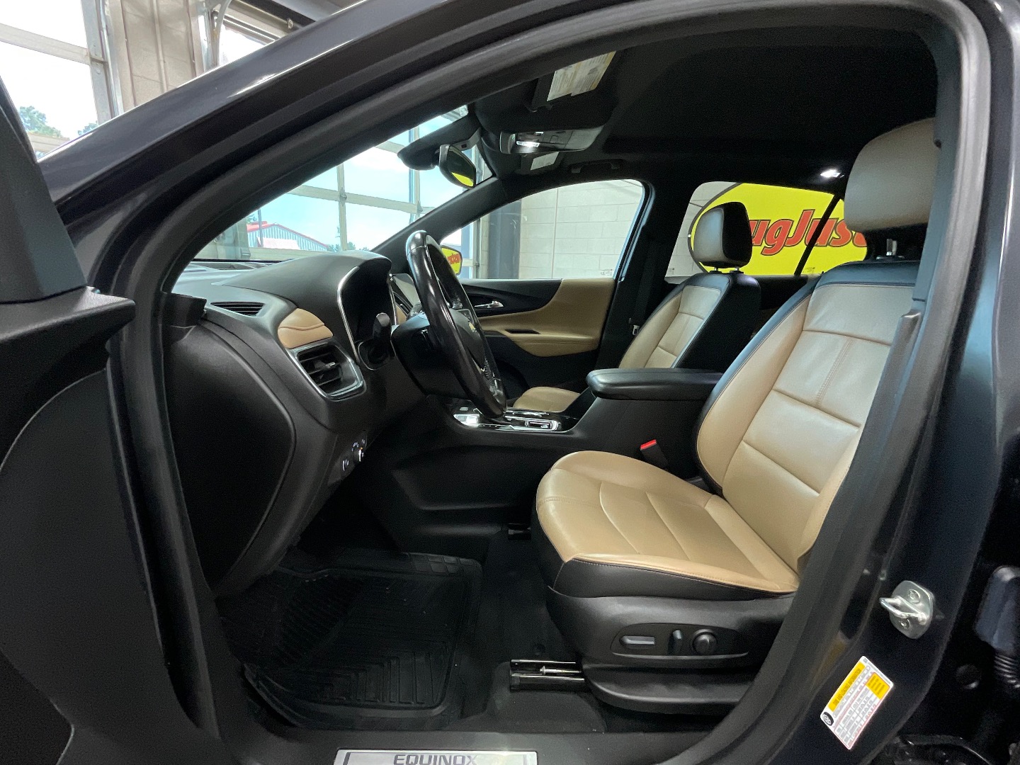 2022 Chevrolet Equinox Premier - Photo 11