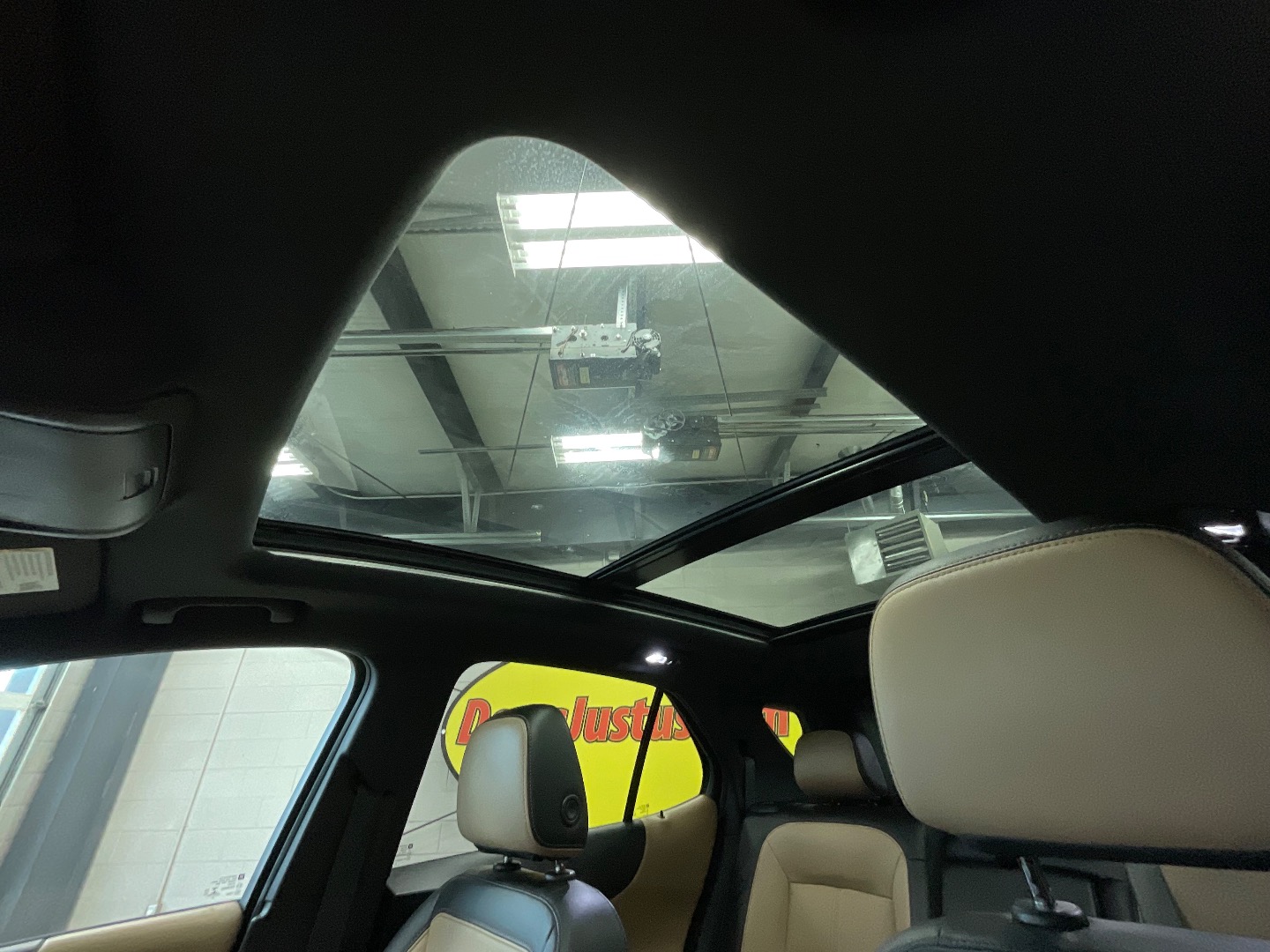 2022 Chevrolet Equinox Premier - Photo 14