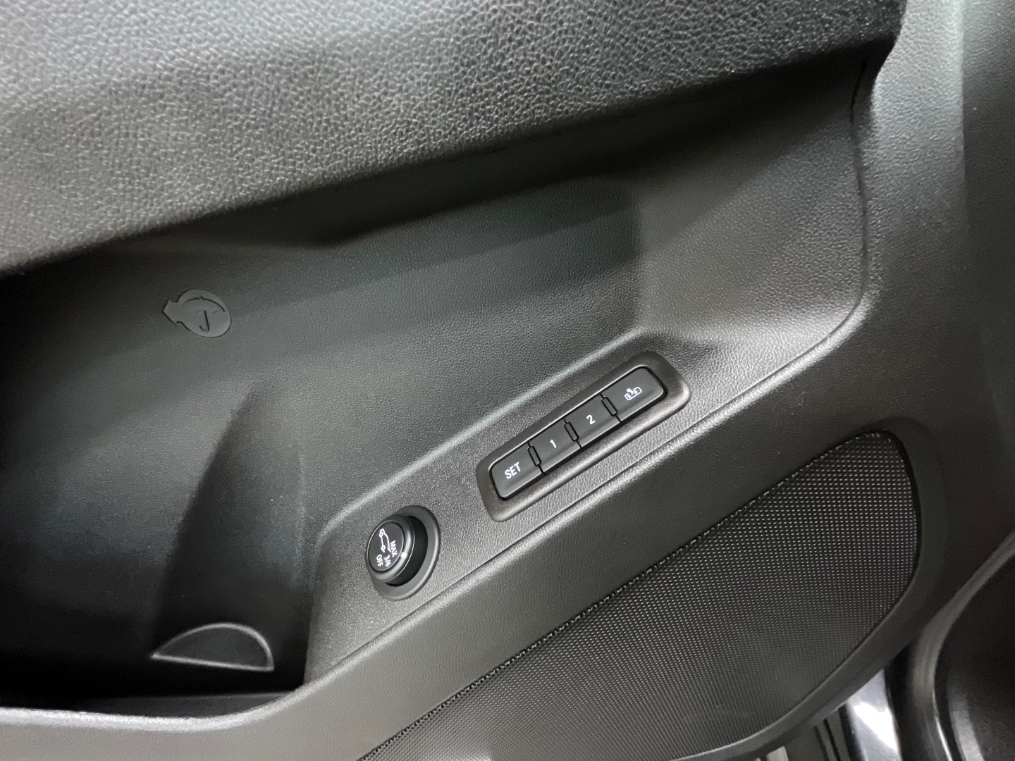 2022 Chevrolet Equinox Premier - Photo 24
